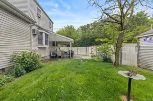 84 Charles St, Mineola, NY 11501 - Photo 15