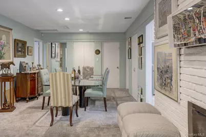 61 Locust Lane, Roslyn Heights, NY 11577 - Photo 7