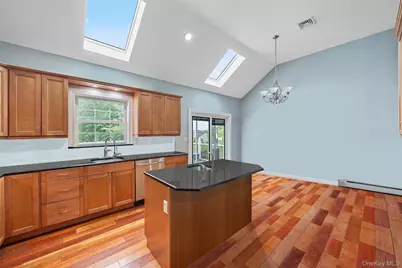 19 Hilltop Place, Monroe, NY 10950 - Photo 11