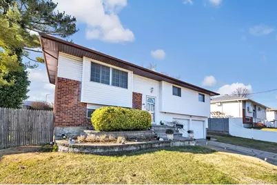 46 Sunburst Drive, Deer Park, NY 11729 - Photo 5