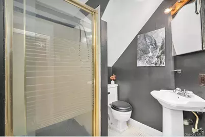 46 Sunburst Drive, Deer Park, NY 11729 - Photo 19