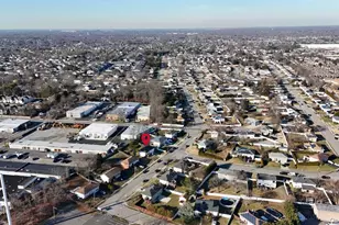 46 Sunburst Dr, Deer Park, NY 11729 - Photo 25