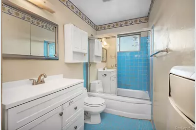 46 Sunburst Drive, Deer Park, NY 11729 - Photo 17