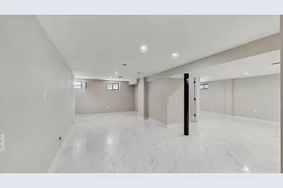 150-11 84th Drive, Jamaica, NY 11432 - Photo 27