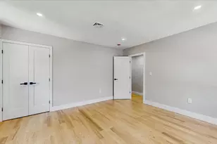 150-11 84th Dr, Jamaica, NY 11432 - Photo 21