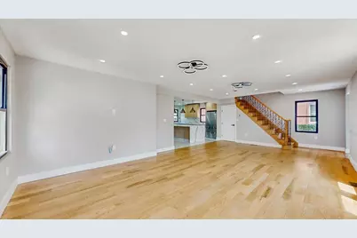 150-11 84th Drive, Jamaica, NY 11432 - Photo 7