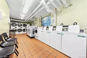 5355 Henry Hudson Pkwy W, Bronx, NY 10471 - Photo 13