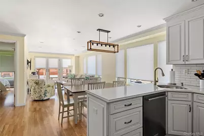 260 W Broadway #2G, Long Beach, NY 11561 - Photo 9