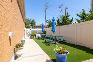 260 W Broadway, Long Beach, NY 11561 - Photo 23