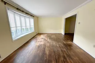 23-11 Whitestone Expy, Whitestone, NY 11357 - Photo 7