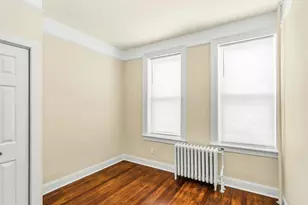 25-34 42nd St, Astoria, NY 11103 - Photo 13