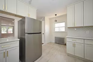 589 Milford St, Brooklyn, NY 11208 - Photo 3
