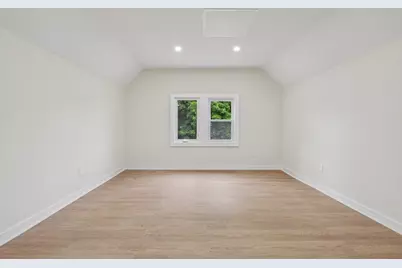 1293 Pulaski Road, East Northport, NY 11731 - Photo 25