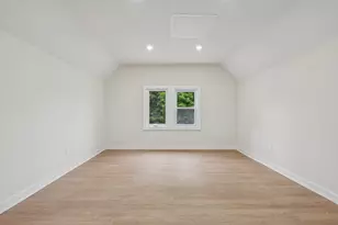 1293 Pulaski Rd, East Northport, NY 11731 - Photo 25