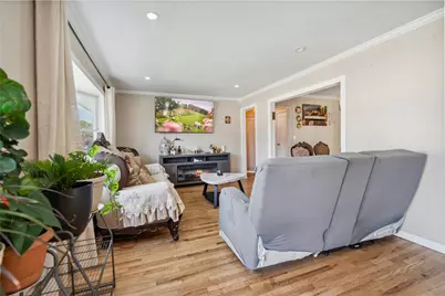 117 Ocean Avenue, Massapequa Park, NY 11762 - Photo 5