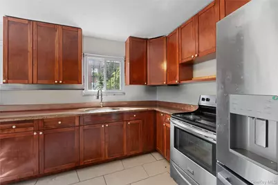 24 Paerdegat 1st Street, Brooklyn, NY 11236 - Photo 7