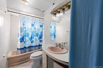 24 Paerdegat 1st Street, Brooklyn, NY 11236 - Photo 13