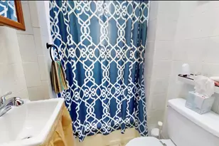 2547 Laconia Ave, Bronx, NY 10469 - Photo 15