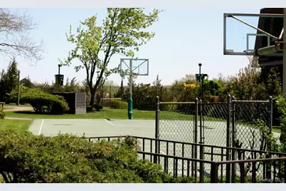 2 Bay Club Drive #16N, Bayside, NY 11360 - Photo 9