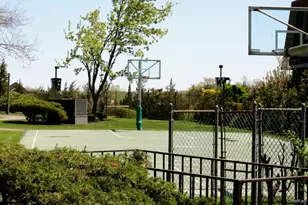 2 Bay Club Dr, Bayside, NY 11360 - Photo 9