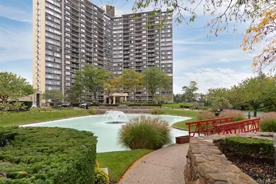 2 Bay Club Drive #16N, Bayside, NY 11360 - Photo 1
