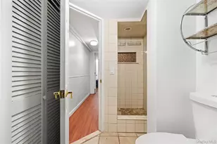 25-31 Bayside Ln, Flushing, NY 11358 - Photo 23