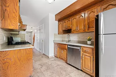 25-31 Bayside Lane, Flushing, NY 11358 - Photo 5