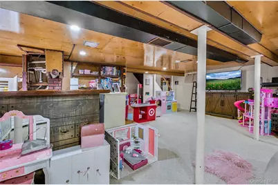 56 15th Avenue, West Babylon, NY 11704 - Photo 21