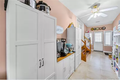 56 15th Avenue, West Babylon, NY 11704 - Photo 17