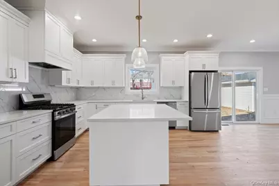 56 Seitz Drive, Bethpage, NY 11714 - Photo 13