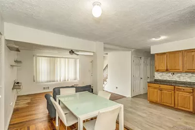 18 Hilliard Avenue, Central Islip, NY 11722 - Photo 7