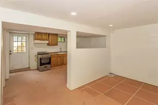 18 Hilliard Ave, Central Islip, NY 11722 - Photo 21