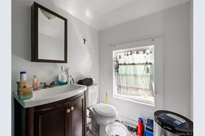 247-249 N Middletown Road, Pearl River, NY 10965 - Photo 21