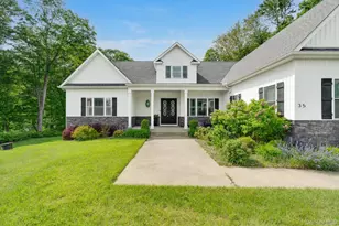 35 Biltmore Dr, Hopewell Junction, NY 12533 - Photo 3