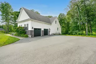 35 Biltmore Dr, Hopewell Junction, NY 12533 - Photo 41