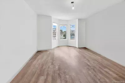 17 Lamartine Avenue, Yonkers, NY 10701 - Photo 21