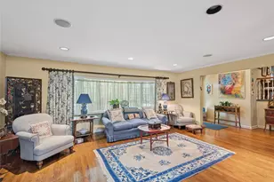 221 Somerset Dr, Hewlett, NY 11557 - Photo 19