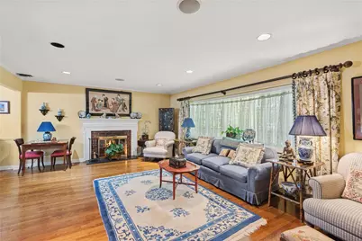 221 Somerset Drive, Hewlett, NY 11557 - Photo 7