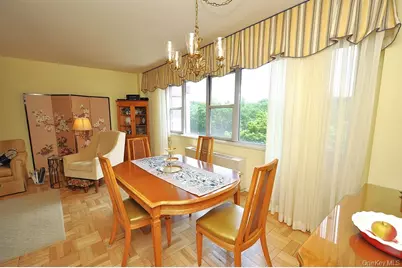 230 Garth Road #6C1, Scarsdale, NY 10583 - Photo 15