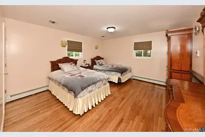 2 Elener Lane, Spring Valley, NY 10977 - Photo 9