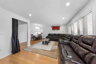 6-28 151st St, Whitestone, NY 11357 - Photo 7