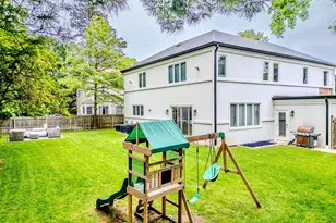 8 Stuyvesant Pl, Lawrence, NY 11559 - Photo 31