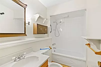 54 Albemarle Place, Yonkers, NY 10701 - Photo 21