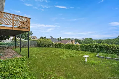 54 Albemarle Place, Yonkers, NY 10701 - Photo 25