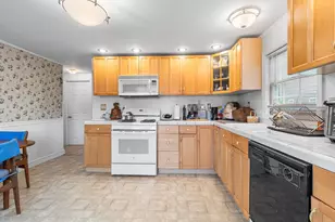 45 W 23rd St, Deer Park, NY 11729 - Photo 7