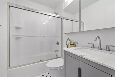 70-31 108 Street #3H, Forest Hills, NY 11375 - Photo 7