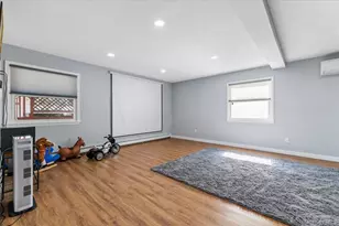 34 Dennis Ln, Bethpage, NY 11714 - Photo 21