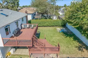 34 Dennis Ln, Bethpage, NY 11714 - Photo 33