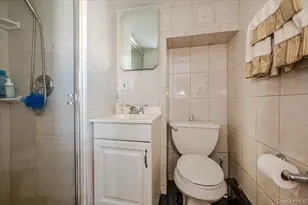 22 Cheshire Rd, Inwood, NY 11096 - Photo 17