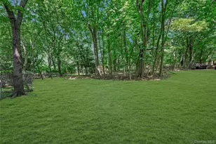 10 Moonedge Rd, Northport, NY 11768 - Photo 25
